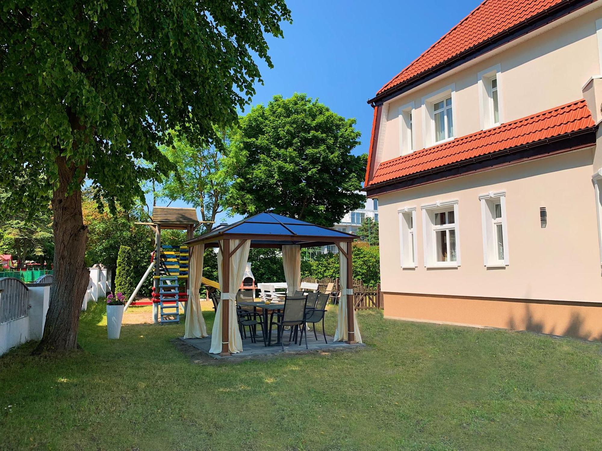 Willa Sloneczna Ustronie Morskie Exterior photo